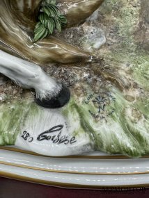 Скульптура «Бонапарт на перевале Сен-Бернар». Фарфор, роспись, Capodimonte, скульптор Germano Cortese, Италия, 20 век