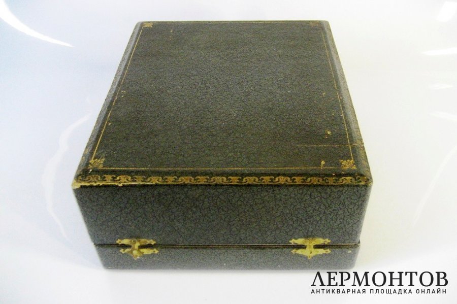Набор для ликера. Стекло, серебро 950 пробы. Франция,XIX век. 