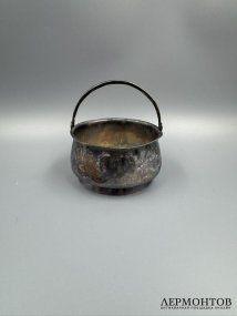 Сахарница с цветочным декором. Серебро 84 пробы, Н. Михайлов, Россия, 1899–1908 годы