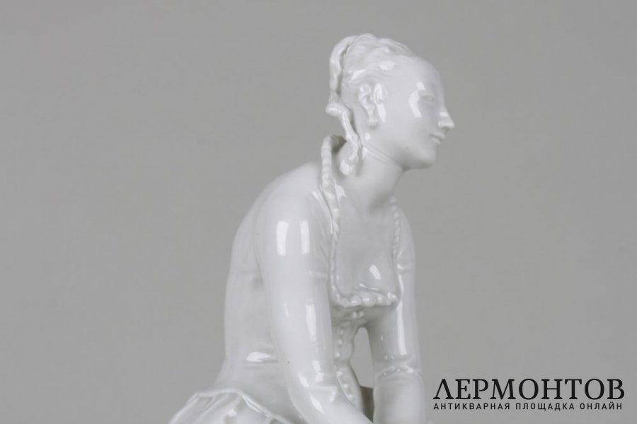 Статуэтка Дама с амуром. Германия, Meissen, авт. Paul Scheurich, 1-я пол 20 в. Фарфор