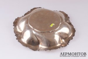 Блюдо круглое рокайль. Серебро 800. Италия