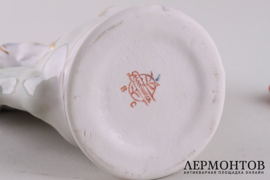 Графинчик Петушок. СССР, Городницкий фарфоровый завод, 1950 - 1960-е гг. Фарфор.