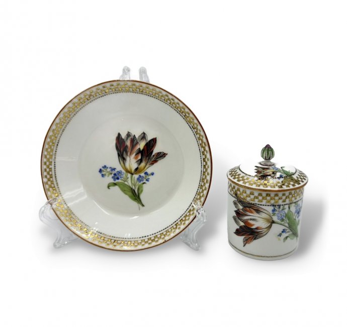 Чашка для шоколада Тюльпан. Германия, Meissen, 18 век. Фарфор, роспись.
