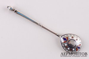 Ложка чайная. Густав Клингерт. Серебро 84 пробы, выемчатая эмаль. Россия, XIX век.