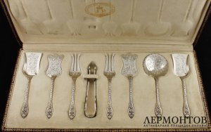 Сервировочный набор для десерта и закусок.  L. Gustave. Серебро 950. Франция, XIX в.