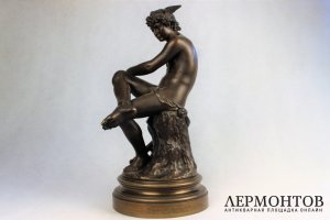 Скульптура. Гермес на отдыхе. Бронза Marius Montagne. Франция