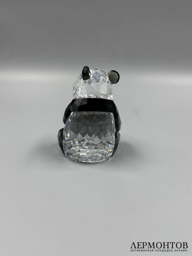 Статуэтка «Панда с сахарным тростником». Хрусталь, Swarovski, 2008 год
