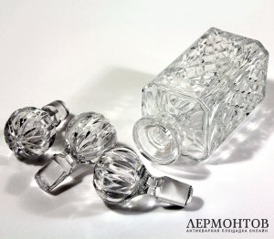 Старинный Минибар для крепких напитков. Европа,  рубеж 19-20 вв. 