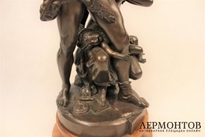 Скульптура. Защитник дома. Бронза Emile-Andre Boisseau. Франция 