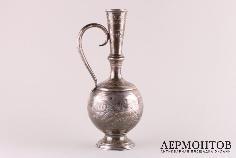 Кувшин в восточном стиле. П. Милюков. Серебро 84 пробы. Россия, Москва, 1895 г.