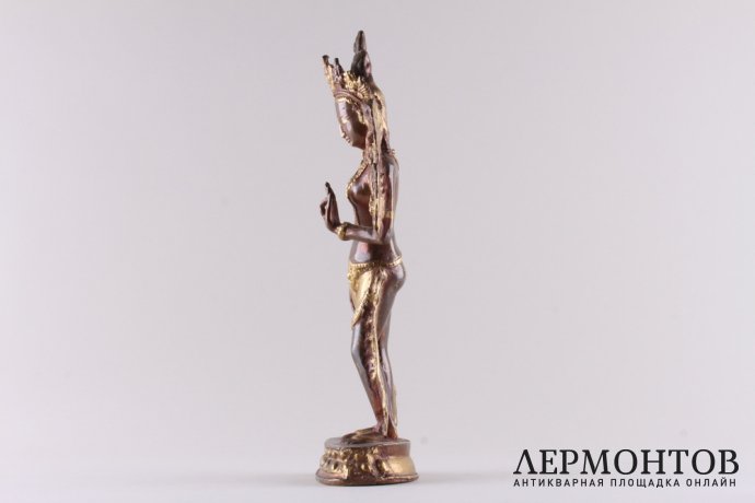 Скульптура Танцовщица Апсара. Бронза. Камбоджа, конец XIX - начало ХХ века