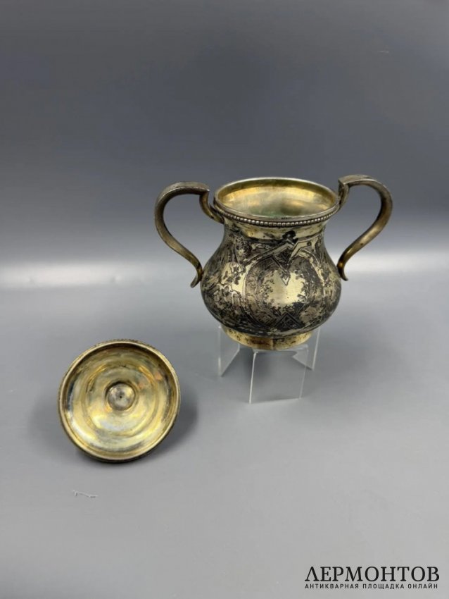 Сахарница в неорусском стиле. Серебро 84 пробы, чернь, Россия, 1878 год