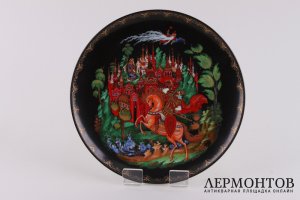 Тарелки из серии Русские сказки. СССР,  Палех, 1989-1990-е гг. Фарфор, деколь.
