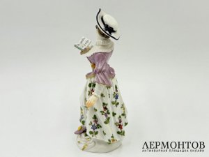 Статуэтка Певица с нотами. Meissen, 1 треть 20 века. Фарфор, роспись.