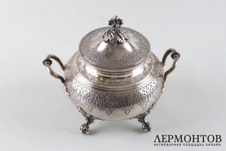 Сахарница в стиле ампир. Claude Roussel. Серебро 950 пробы. Франция, XIX в.