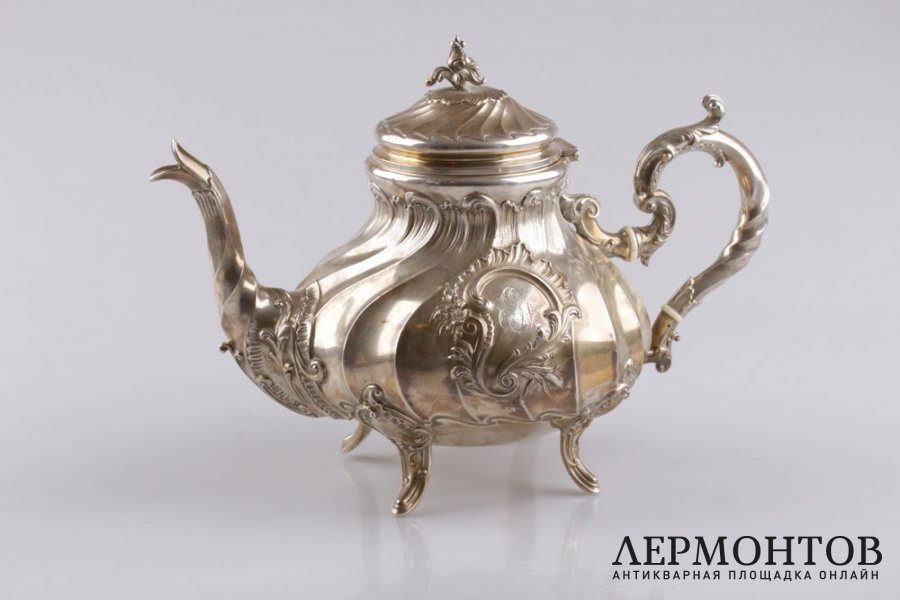 Чайник в стиле неорококо. Серебро 950 пробы. Франция, конец XIX в.