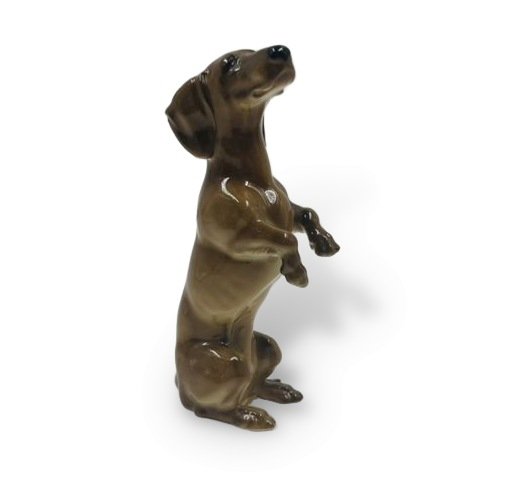 Статуэтка «Такса стоит на задних лапах». Фарфор, роспись, Hutschenreuther, Германия, 1-я половина 20 века