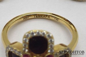 Комплект серьги и кольцо, бренд Темкара. Золото, эмаль, бриллианты, рубины. Россия.