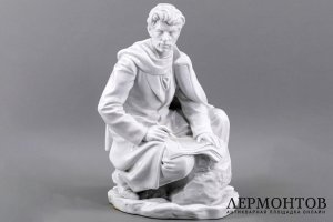 Статуэтка Сталин в ссылке. Фарфор. СССР, ЛФЗ, Захаров Е., 1950е гг.