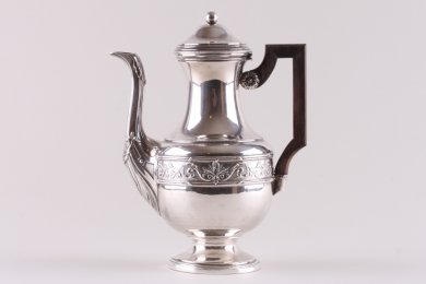Кофейник в стиле ампир. Guyot Auguste. Серебро 950 пробы. Франция, нач. XX в.