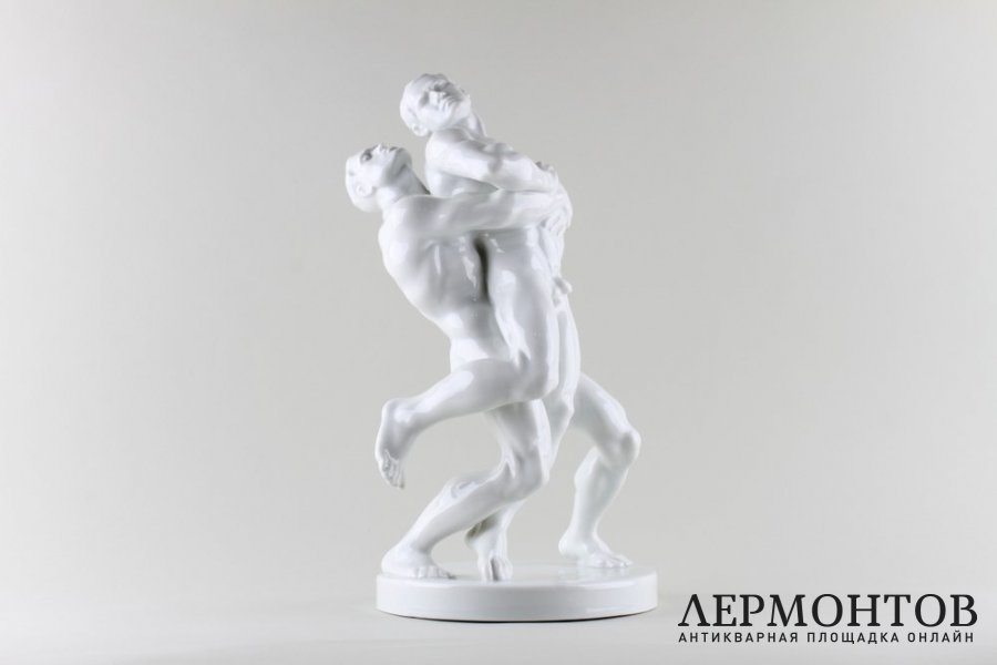 Статуэтка Борцы. Фарфор.  Фабрика Herend, Венгрия, подпись Farkas B., 1940-е гг.