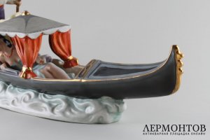 Композиция Сцена из жизни Венеции. Фарфор. Royal Dux, Чехословакия, 1920-30 гг.