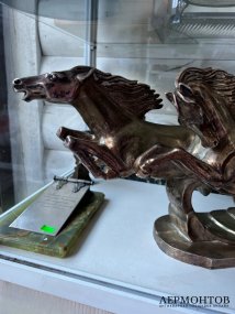 Скульптурная композиция «Кони. Пегасы». Металл, Западная Европа, авторская работа