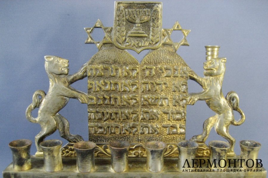 Девятисвечник. Бронза, патинирование. Европа, XIX век.