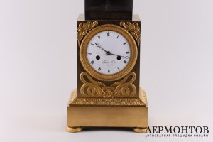 Часы с бюстом Гиппократа в стиле Ампир. Франция, Париж, 1800-е гг. Бронза, литье.