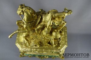 Каминные часы. Шарль Мартель. Скульптор GECHTER. Бронза, малахит, Франция, XIX век.