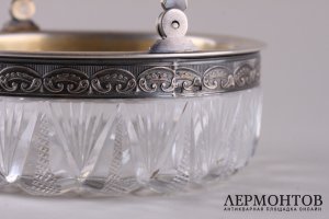 Конфетница с ручкой. Серебро 875 пробы, хрусталь. СССР, 1955 год.
