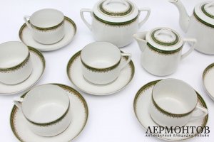 Сервиз чайный на 4 персоны. Фарфор. Россия, заводы Кузнецова, 1889-1917.