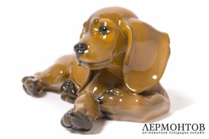 Фарфоровая статуэтка Щенок таксы. Германия, Rosenthal, 1957 год. Фарфор, роспись.