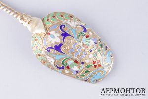 Совочек для чая. Иван Хлебников. Эмаль, серебро 88. Москва, Россия, 1908-1917 гг.