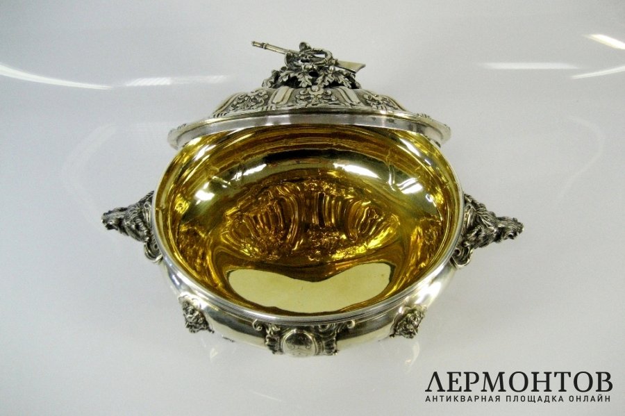 Блюдо для жаркого с крышкой. Серебро 800. Германия, XIX век. 