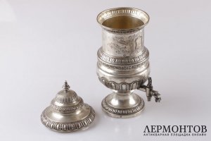 Сосуд для вина с краником. Серебро 800 пробы.  Италия
