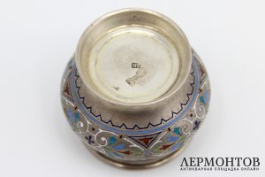 Солонка с эмалью Васильки. Серебро 84 пробы. Российская империя, Салтыков И., 1887 г.