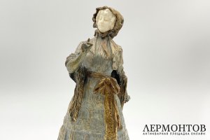 Скульптура Девушка на прогулке. Франция, Париж, 1910-1920-е гг. Бронза, кость.