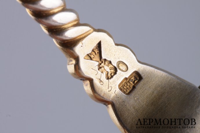 Совочек для чая. Иван Хлебников. Эмаль, серебро 88. Москва, Россия, 1908-1917 гг.