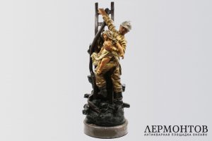 Скульптура Пожарный с девочкой. Франция, Париж, начало 20 в.