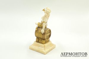 Скульптура Вакханка. Франция, Париж, J. Garnier, 1910-е гг. Бронза, кость, оникс.