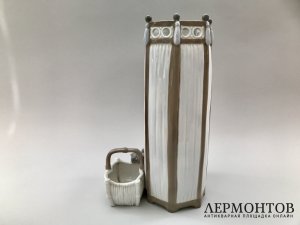 Статуэтка-ваза «Дети». Фарфор, Amphora, Австрия, 1900–1910 годы