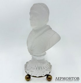 Бюст Папа Римский Пий IХ. Франция, Baccarat, 19 век. Стекло.