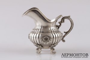 Чайный и кофейный сервиз из серебра 800 пробы. Италия, XX век.