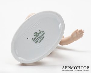 Статуэтка «Путти футболист». Фарфор, Rosenthal, Германия