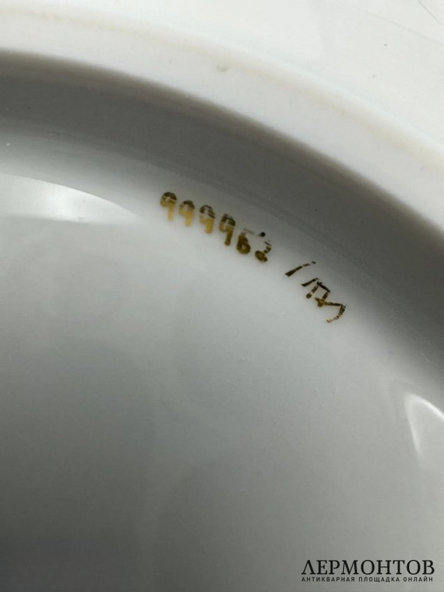 Чайное трио «Лебединый сервиз» в золоте. Фарфор, Meissen, Германия, 20 век