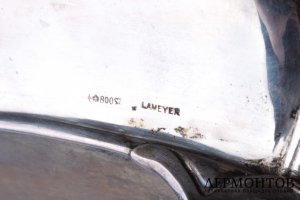 Вазочка на ножках с ручками в стиле модерн. Германия,  Lameyer. Начало 20 в. Серебро 800.