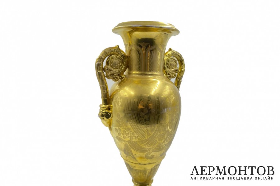 Крупная ваза с из. мифолог. сц.  Россия,1830-е гг. фарф. з. Батенина. Фарфор, роспись