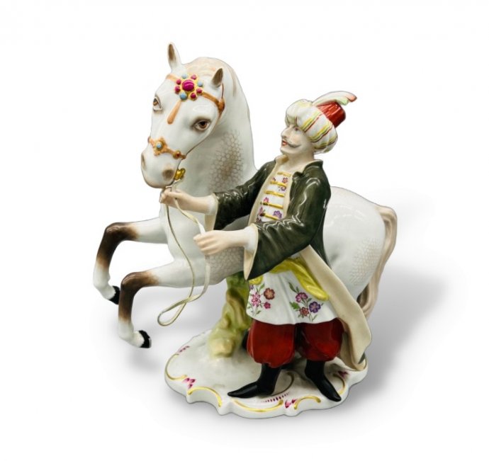 Статуэтка «Турок с лошадью». Фарфор, роспись, Fürstenberg, Германия, 1908–1916 годы