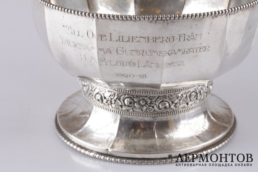 Ваза на ножке. Серебро 800 пробы. Швеция, первая половина XX века.